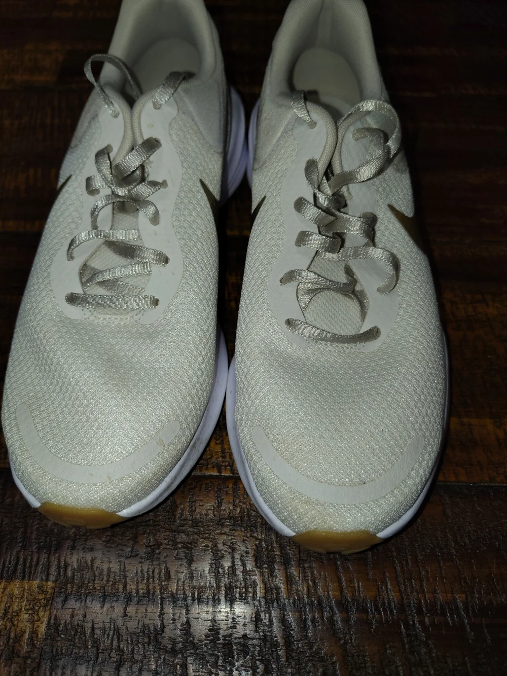 NIKE Revolution 7 Running Shoes in the Phantom/Light Bone/White/Neutral Olive